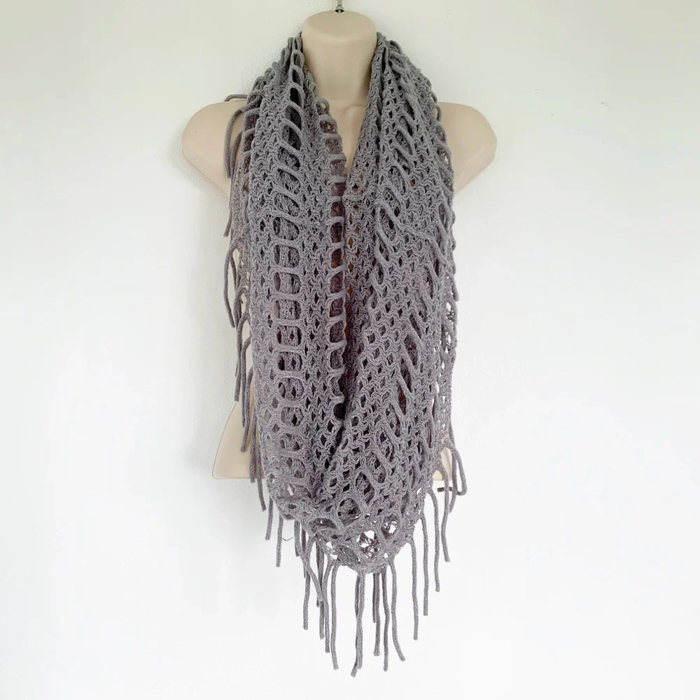 Handmade purple open stitch infinity tassel scarf